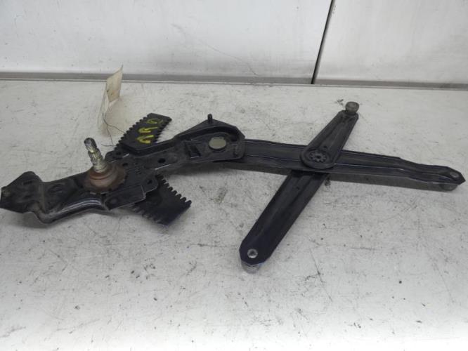 Leve vitre mecanique arriere droit PEUGEOT