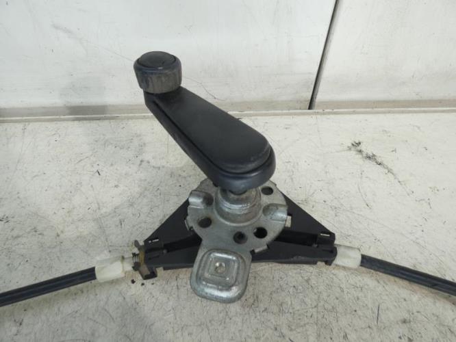 Leve vitre mecanique arriere droit VOLKSWAGEN