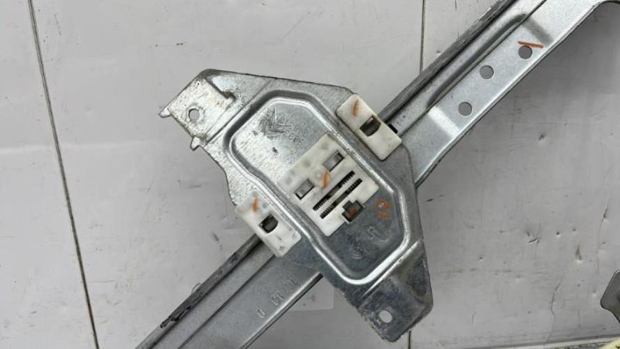 Leve vitre mecanique arriere gauche CITROEN C3 2 PHASE 1 Diesel