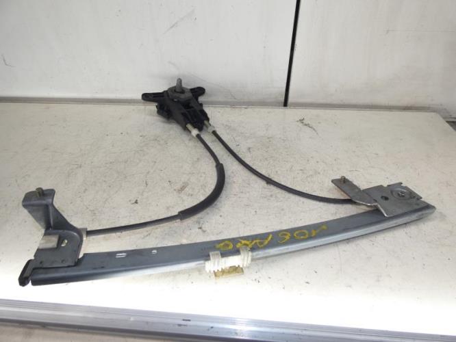 Leve vitre mecanique arriere gauche PEUGEOT 106 PHASE 2