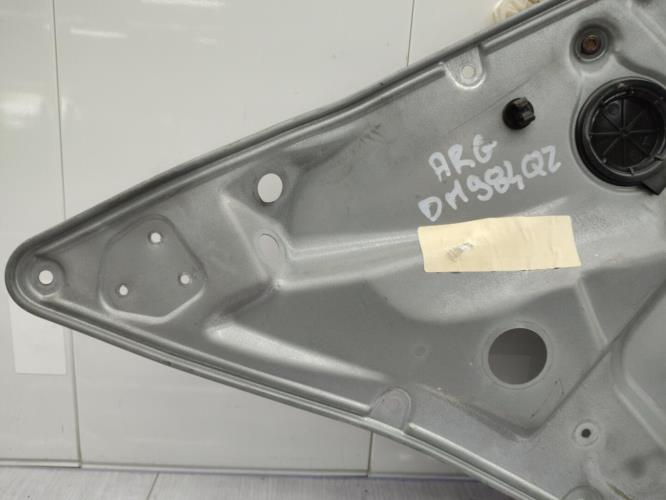 Leve vitre mecanique arriere gauche SEAT IBIZA 3 PHASE 1 Diesel