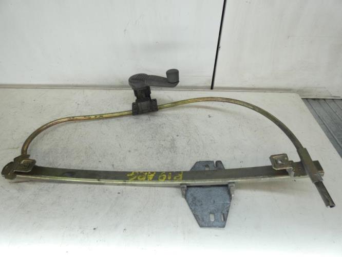 Leve vitre mecanique arriere gauche RENAULT