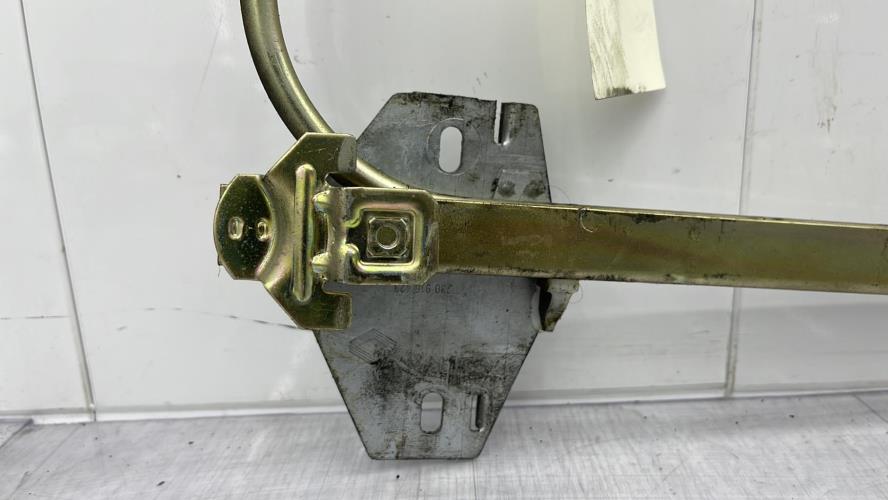 Leve vitre mecanique arriere gauche RENAULT CLIO 1 PHASE 2 Diesel
