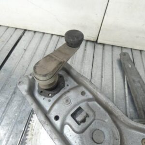 Leve vitre mecanique arriere gauche BMW SERIE 5 E34 Diesel