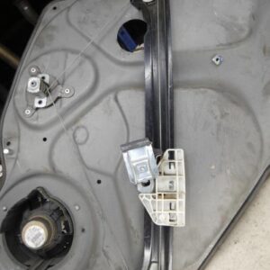 Leve vitre mecanique arriere gauche MERCEDES CLASSE A 169 PHASE 1