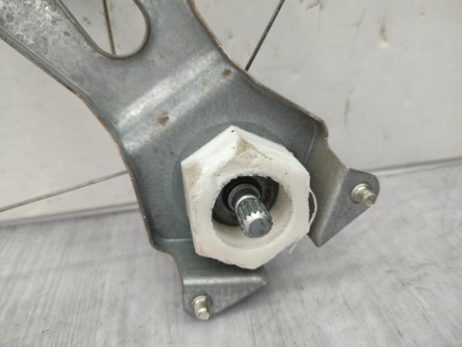 Leve vitre mecanique avant droit CITROEN C1 1 PHASE 2 Essence