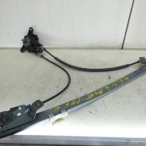 Leve vitre mecanique avant droit PEUGEOT 106 PHASE 1