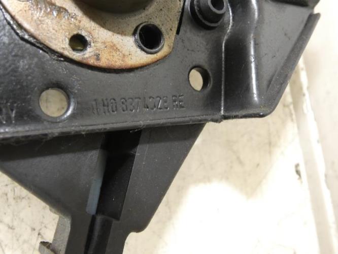 Leve vitre mecanique avant droit VOLKSWAGEN GOLF 3