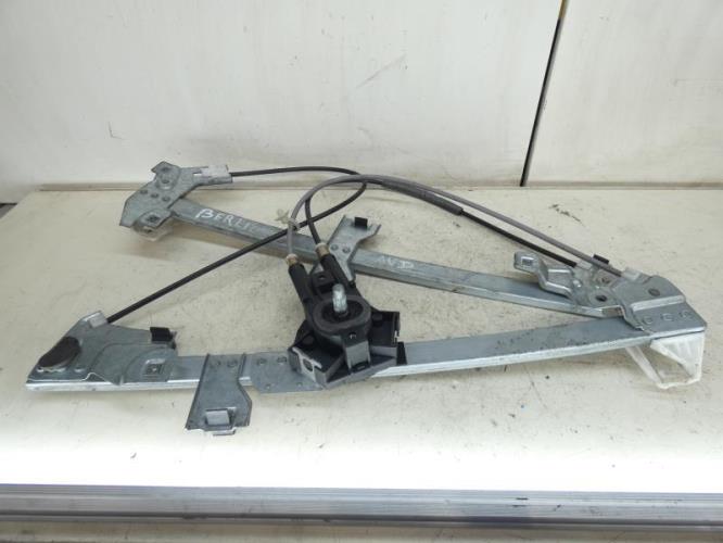 Leve vitre mecanique avant droit CITROEN