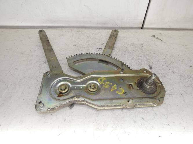 Leve vitre mecanique avant droit CITROEN C15