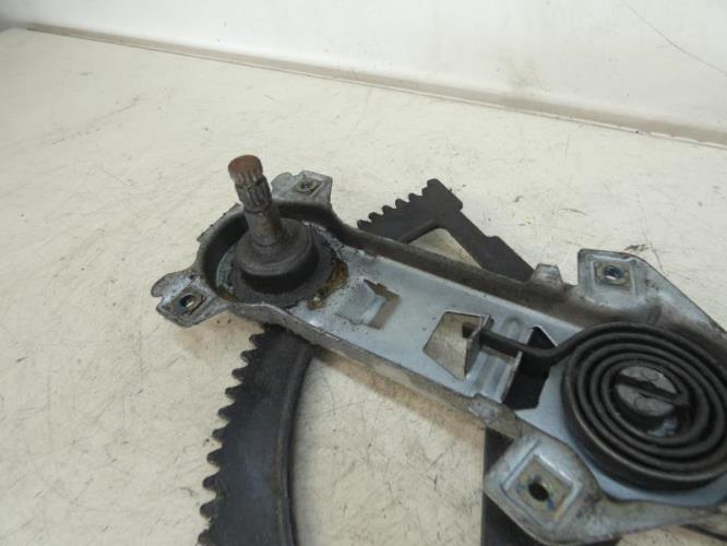 Leve vitre mecanique avant droit MERCEDES