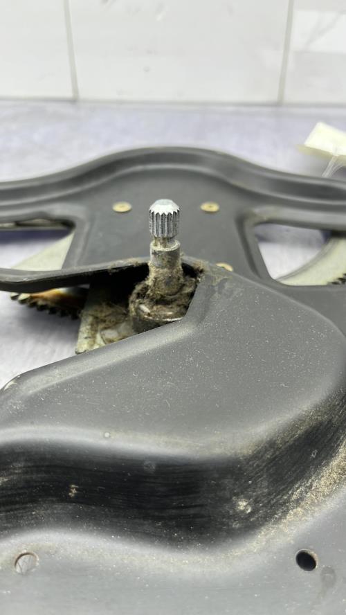 Leve vitre mecanique avant droit MERCEDES SPRINTER 1 PHASE 2 Diesel