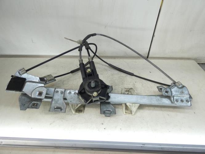Leve vitre mecanique avant droit PEUGEOT
