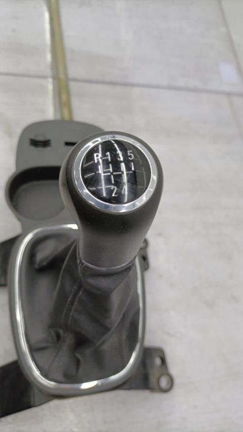 Levier de vitesses OPEL CORSA D PHASE 1 Essence