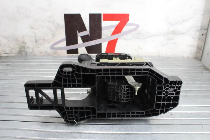 Levier de vitesses MERCEDES CLASSE A 169 PHASE 1 Diesel