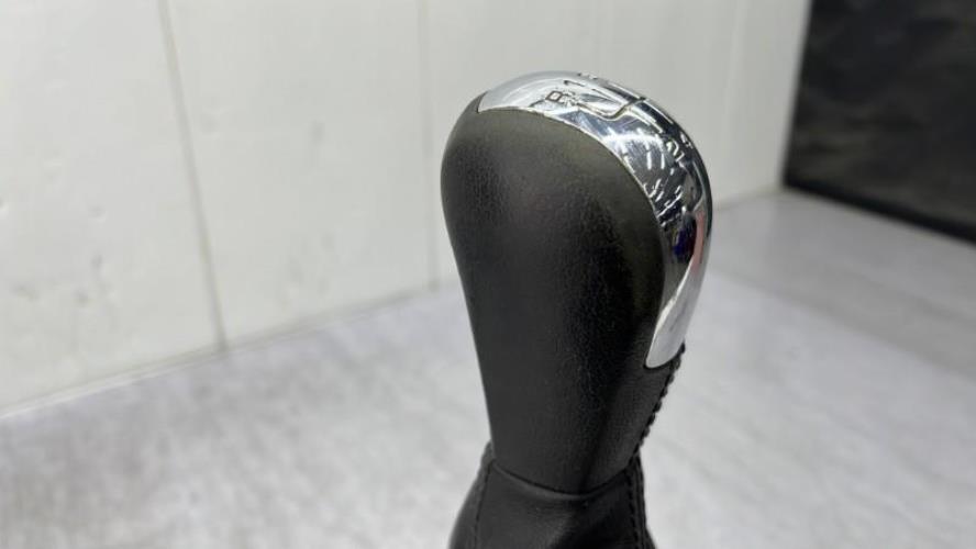 Levier de vitesses SKODA OCTAVIA 2 PHASE 1 Diesel