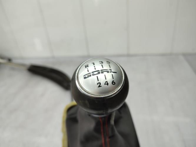 Levier de vitesses VOLKSWAGEN GOLF 5 Diesel