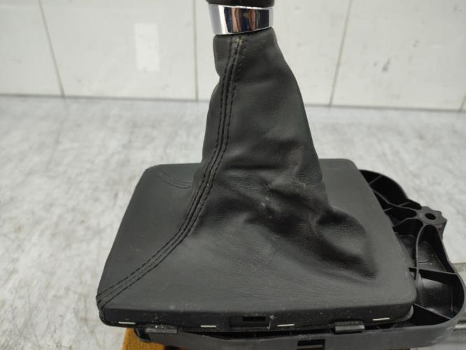 Levier de vitesses MERCEDES CLASSE C 204 PHASE 1 BREAK Diesel