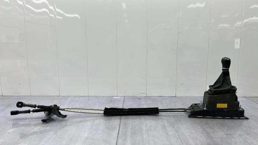 Levier de vitesses VOLKSWAGEN POLO 6 PHASE 1 Essence