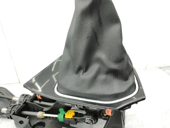 Levier de vitesses TOYOTA AURIS 2 PHASE 2 Essence