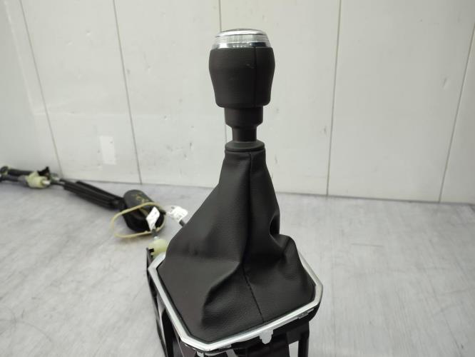Levier de vitesses DACIA SANDERO 3 Essence/Hybride