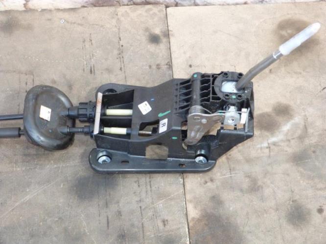 Levier de vitesses PEUGEOT 208 1 PHASE 2 Diesel