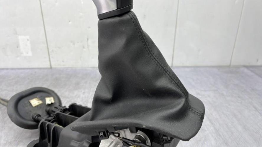 Levier de vitesses PEUGEOT 208 1 PHASE 1 Diesel