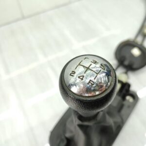 Levier de vitesses PEUGEOT 207 PHASE 2 Diesel