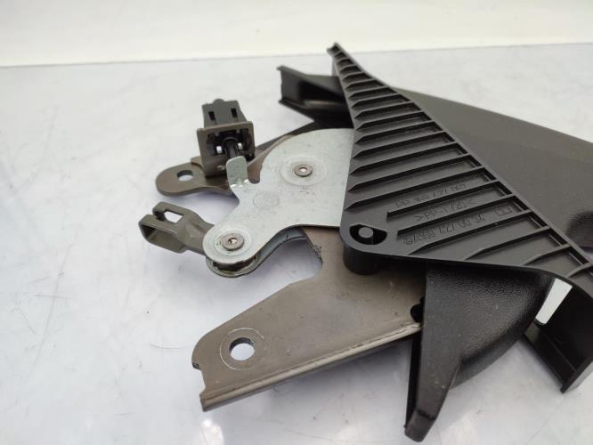 Levier frein à main MERCEDES CLASSE A 169 PHASE 1 Diesel