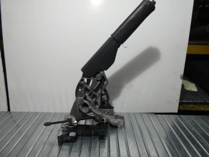 Levier frein à main VOLKSWAGEN GOLF 6 Diesel