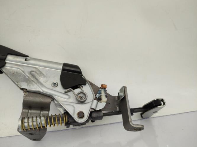 Levier frein à main BMW SERIE 1 E87 PHASE 2 Diesel