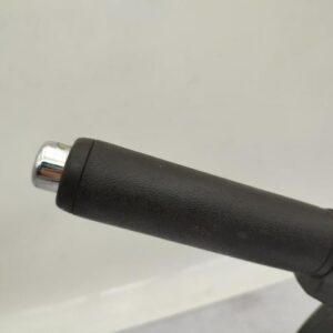 Levier frein à main TOYOTA YARIS 2 PHASE 1 Diesel