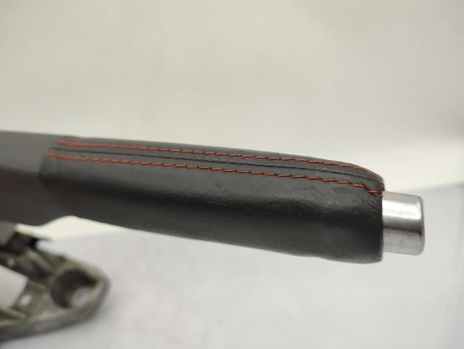 Levier frein à main VOLKSWAGEN GOLF 5 Diesel