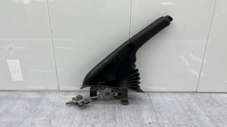 Levier frein à main FIAT 500 2 PHASE 1 Essence