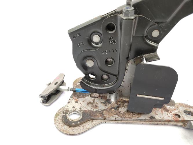 Levier frein à main PEUGEOT 208 1 PHASE 2 Diesel