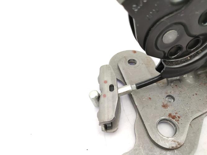 Levier frein à main PEUGEOT 208 1 PHASE 1 Essence