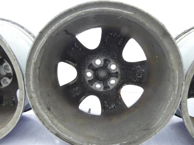 Jeu de 4 jantes  FORD MONDEO 2 Essence