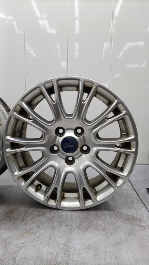 Jeu de 4 jantes  FORD FOCUS 3 PHASE 1 Diesel