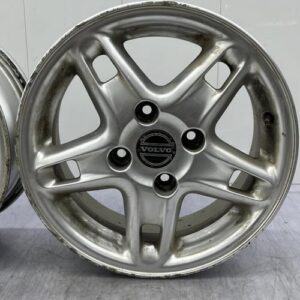 Jeu de 4 jantes  VOLVO V 40 1 PHASE 1 BREAK Essence