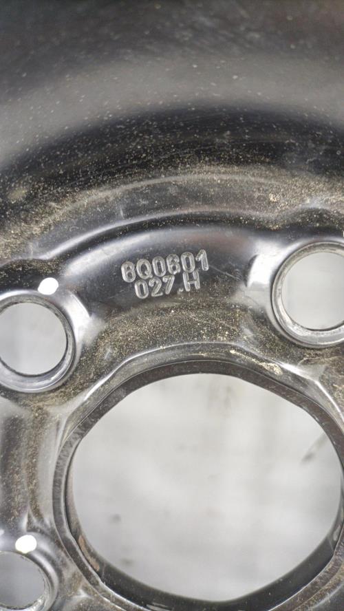 Jeu de 4 jantes  VOLKSWAGEN FOX Essence