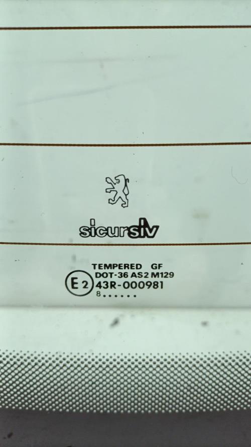 Lunette arriere PEUGEOT 406 COUPE Essence