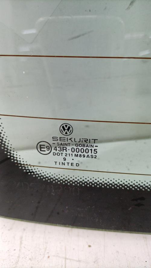 Lunette arriere VOLKSWAGEN POLO 3 PHASE 2 Essence