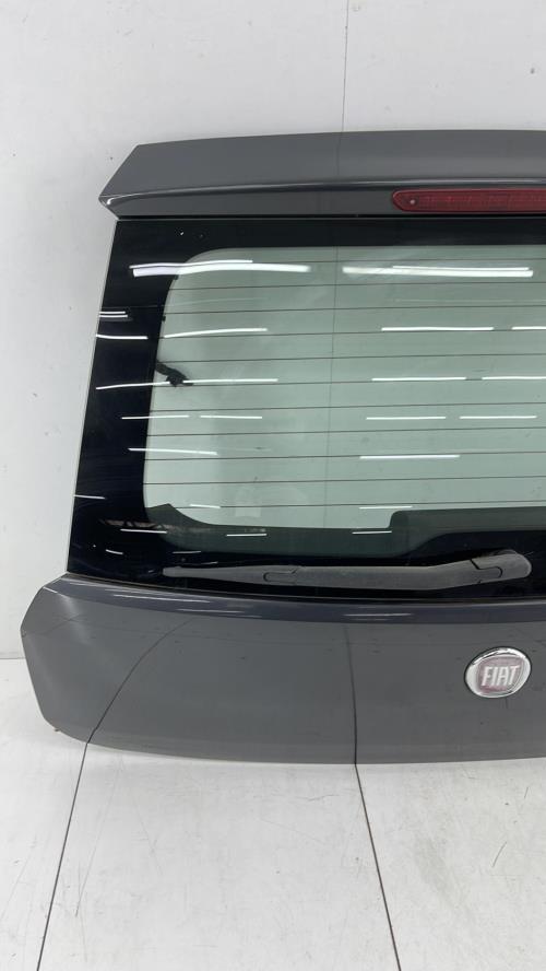 Malle/Hayon arriere FIAT GRANDE PUNTO Diesel