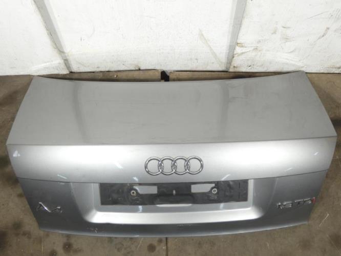 Malle/Hayon arriere AUDI A4 2 AVANT PHASE 1 BREAK Essence