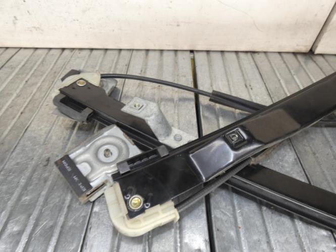 Mecanisme de leve vitre electrique avant gauche FORD
