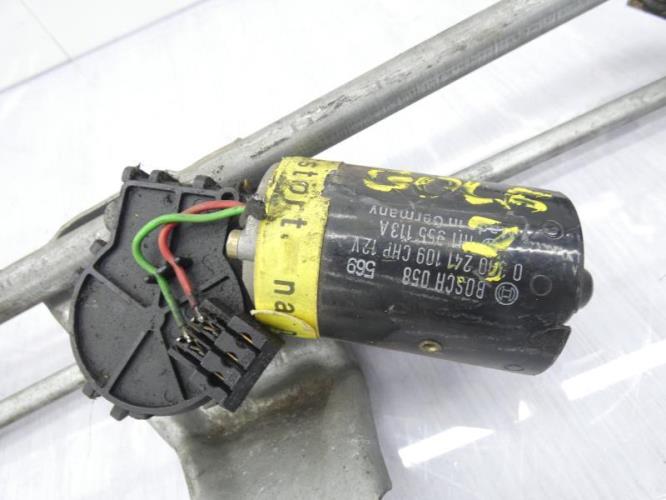 Moteur essuie glace avant VOLKSWAGEN GOLF 3