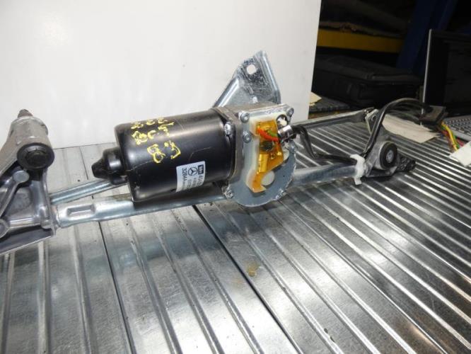 Moteur essuie glace avant MERCEDES CLASSE CLK 209 CABRIOLET Essence