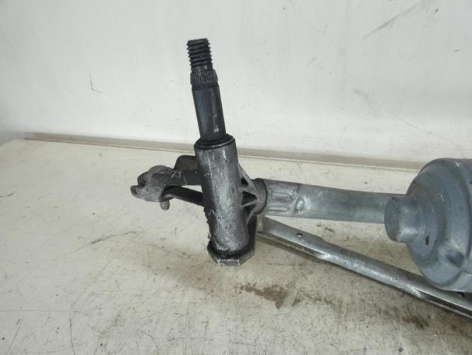 Moteur essuie glace avant PEUGEOT 207