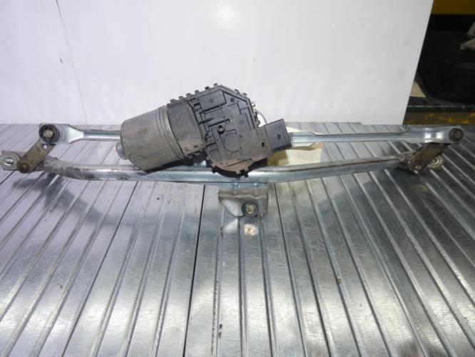 Moteur essuie glace avant VOLKSWAGEN PASSAT 4 PHASE 2 BREAK Diesel