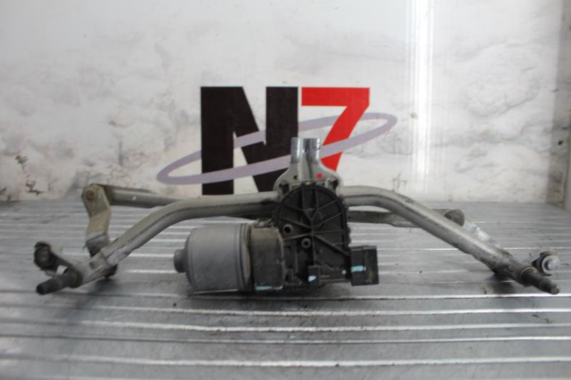 Moteur essuie glace avant PEUGEOT Essence